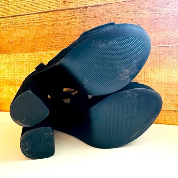 Steve Madden Jodi Block Platform Heels - Picture 7 of 8